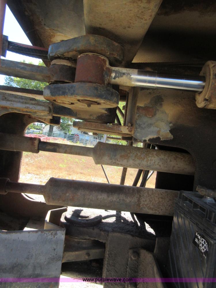 image for item I1922 White 4-150 4WD tractor