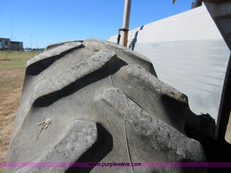 image for item I1922 White 4-150 4WD tractor