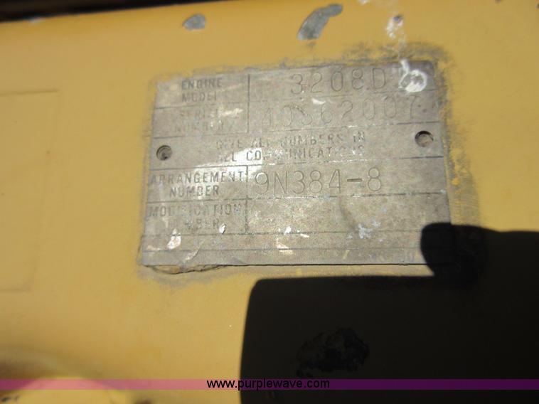 image for item I1922 White 4-150 4WD tractor