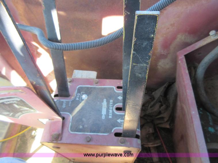 image for item I1922 White 4-150 4WD tractor