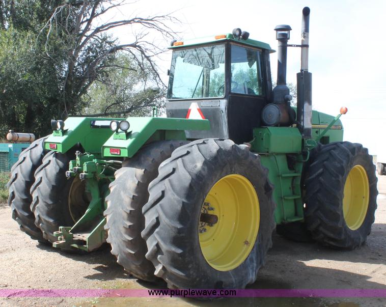 image for item J1403 1994 John Deere 8970 4WD tractor