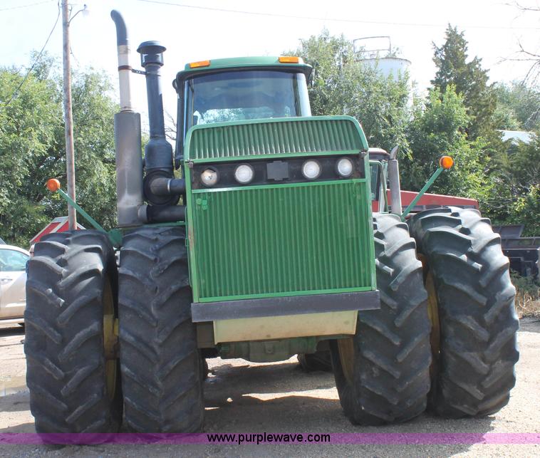 image for item J1403 1994 John Deere 8970 4WD tractor