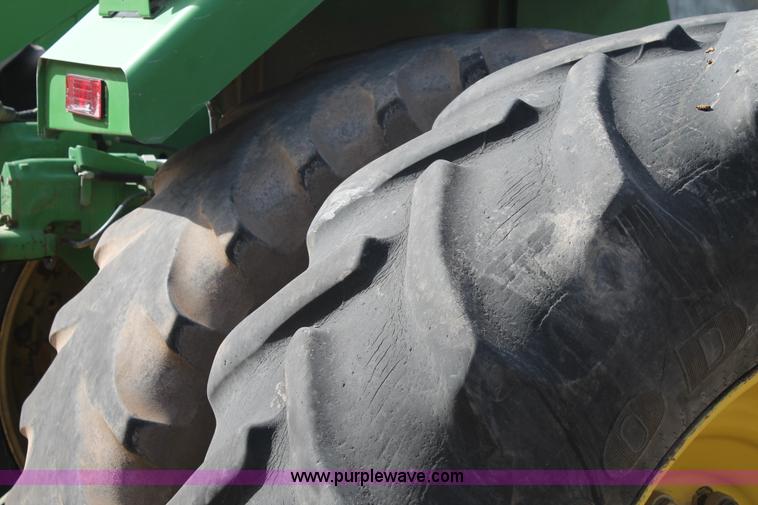 image for item J1403 1994 John Deere 8970 4WD tractor