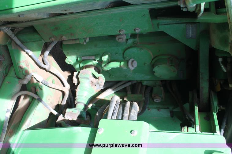 image for item J1403 1994 John Deere 8970 4WD tractor