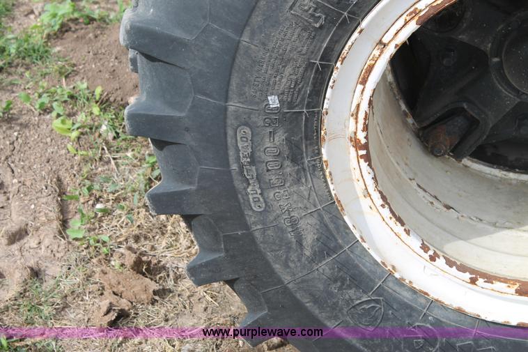 image for item J1410 1984 International fertilizer spreader truck