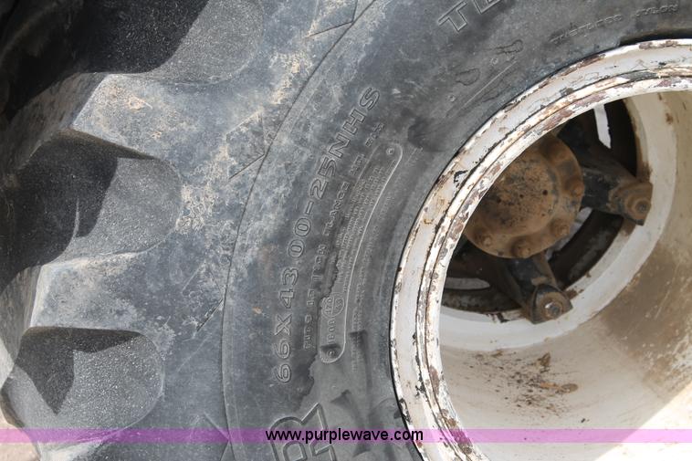 image for item J1410 1984 International fertilizer spreader truck