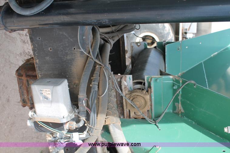 image for item J1410 1984 International fertilizer spreader truck