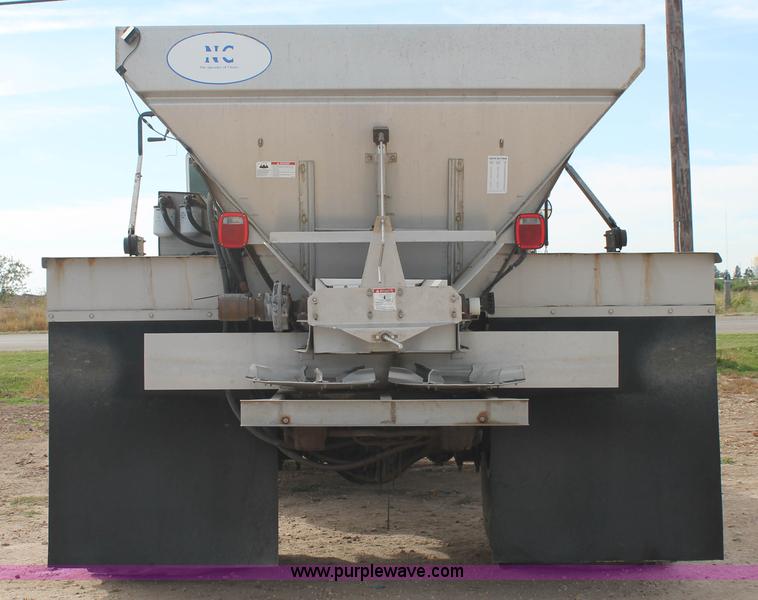 image for item J1411 1992 International 2554 fertilizer spreader truck