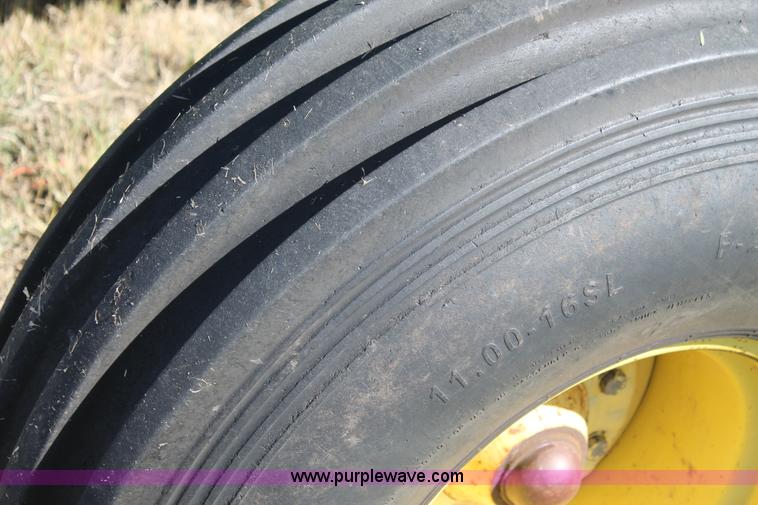 image for item J1414 1988 John Deere 4450 tractor