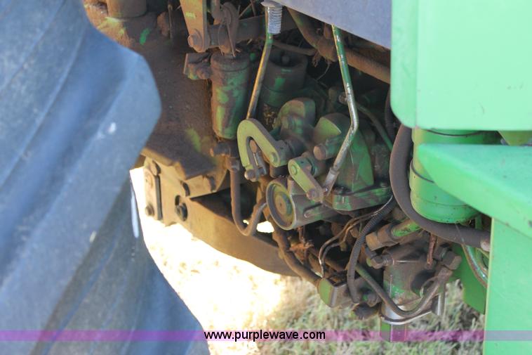image for item J1414 1988 John Deere 4450 tractor