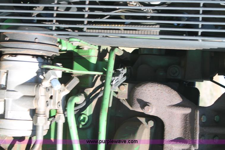 image for item J1414 1988 John Deere 4450 tractor