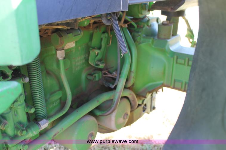 image for item J1414 1988 John Deere 4450 tractor