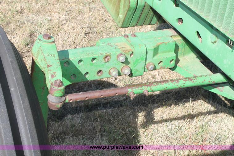 image for item J1414 1988 John Deere 4450 tractor