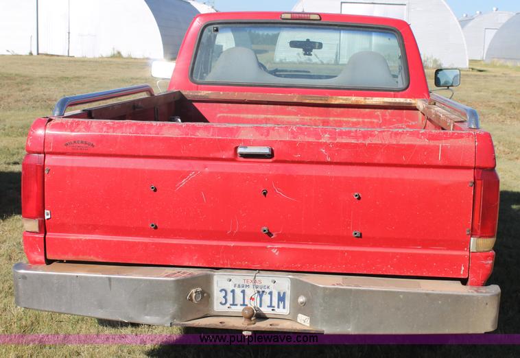 image for item J1422 1995 Ford F150 pickup truck