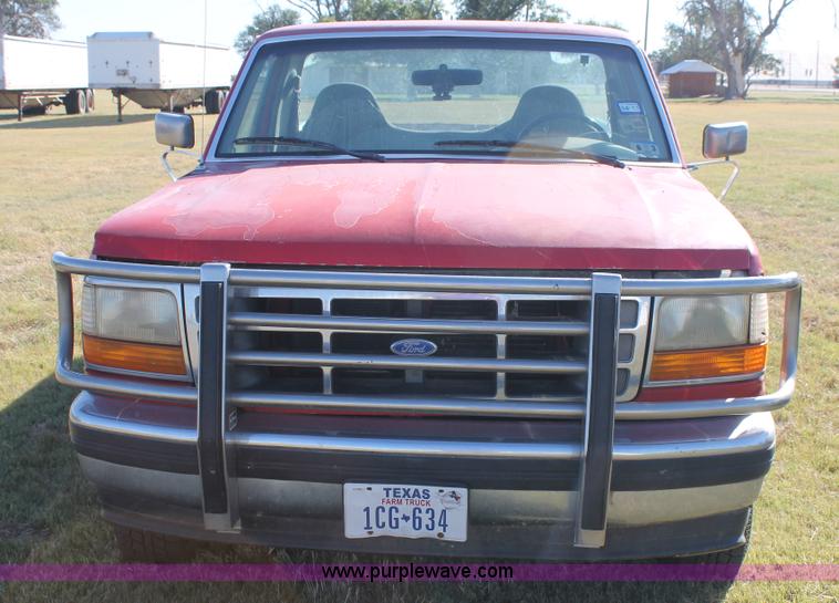 image for item J1422 1995 Ford F150 pickup truck