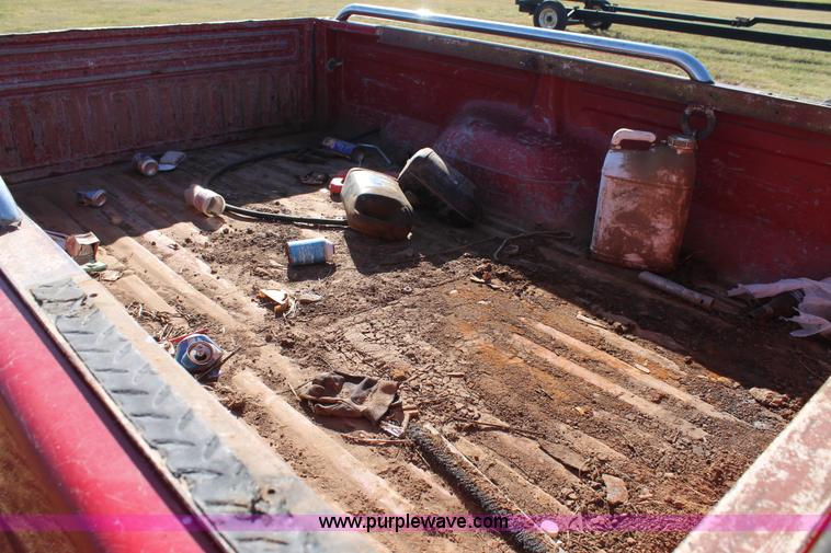 image for item J1422 1995 Ford F150 pickup truck