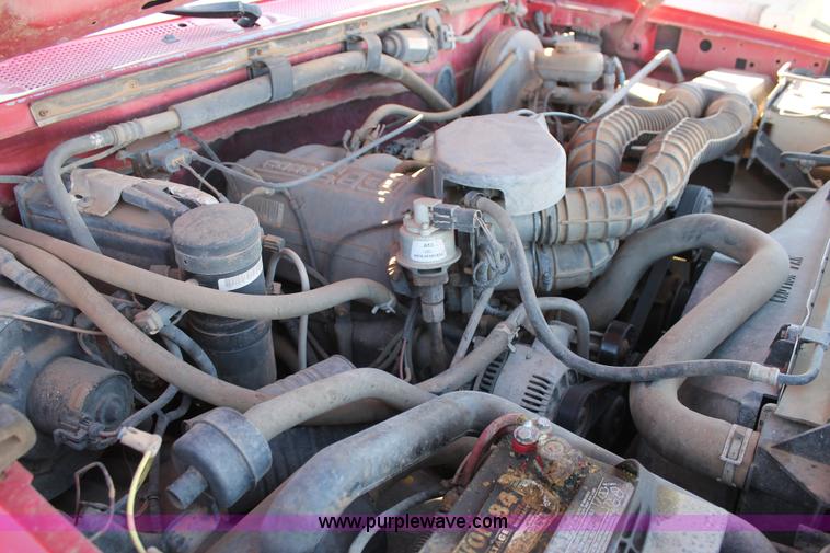 image for item J1422 1995 Ford F150 pickup truck