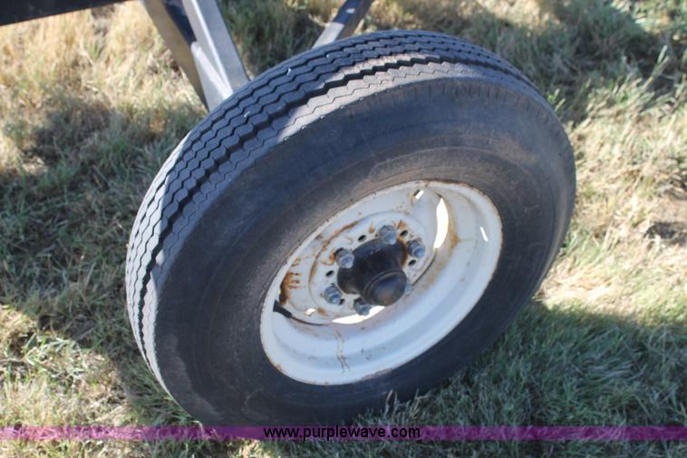 image for item J1424 Header trailer