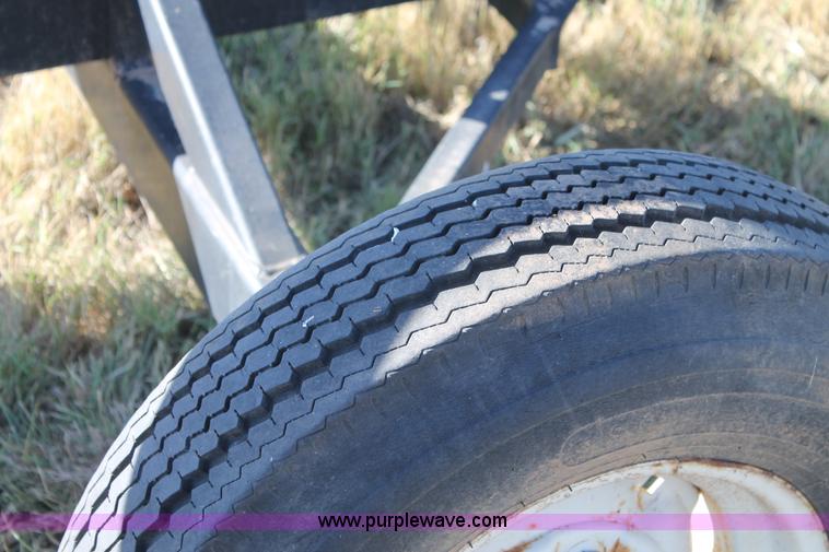 image for item J1424 Header trailer