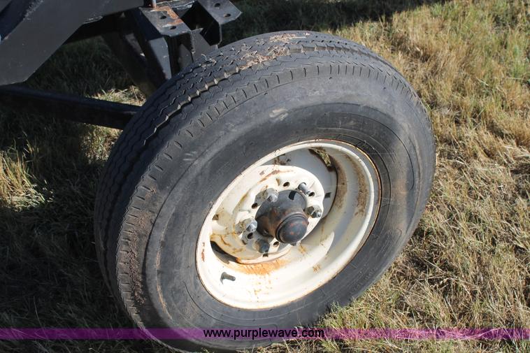 image for item J1424 Header trailer