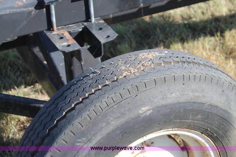 image for item J1424 Header trailer