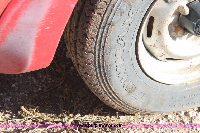 image for item J1425 1991 Toyota Xtracab pickup truck