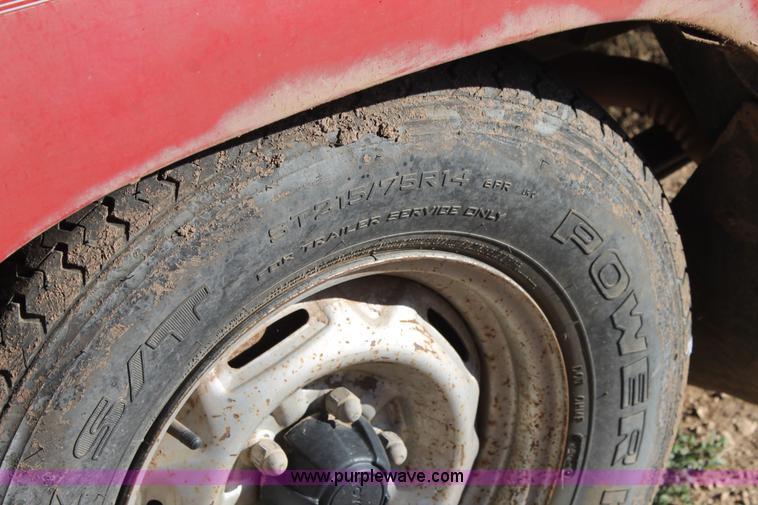 image for item J1425 1991 Toyota Xtracab pickup truck