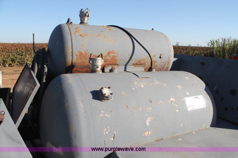 image for item J1427 Shop built oil vac trailer