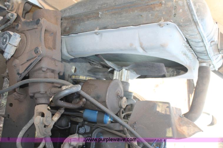 image for item J1428 1976 Ford grain truck