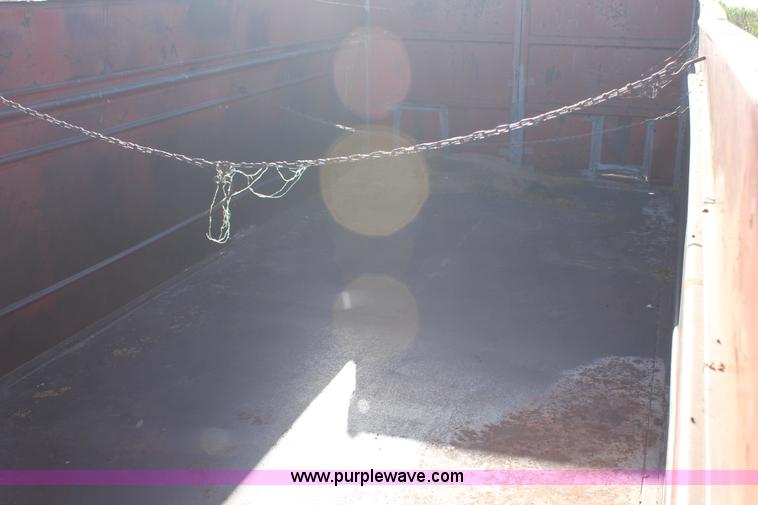 image for item J1428 1976 Ford grain truck