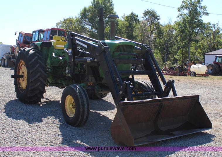 image for item J4321 1972 John Deere 4320 tractor