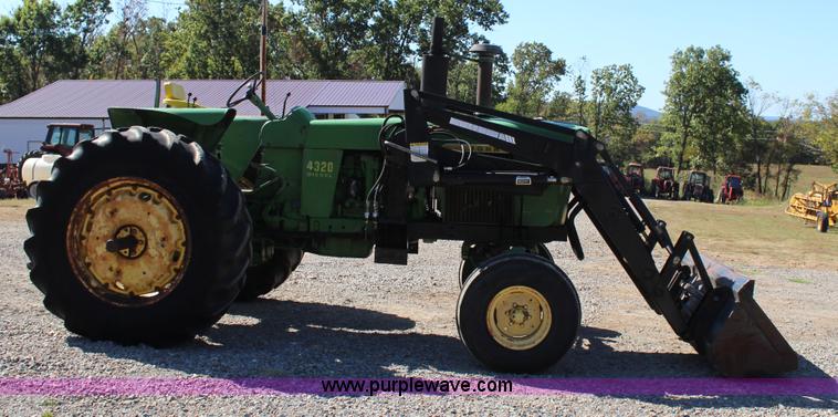 image for item J4321 1972 John Deere 4320 tractor