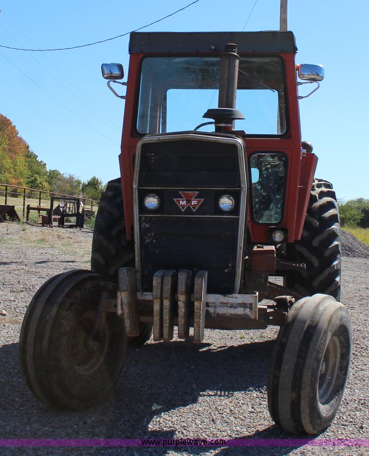 image for item J4322 1975 Massey-Ferguson 1105 tractor