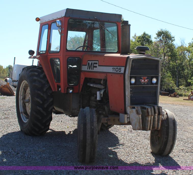 image for item J4322 1975 Massey-Ferguson 1105 tractor