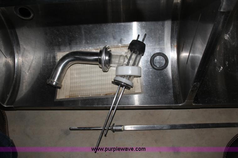 image for item J4413 Assorted milking equipment