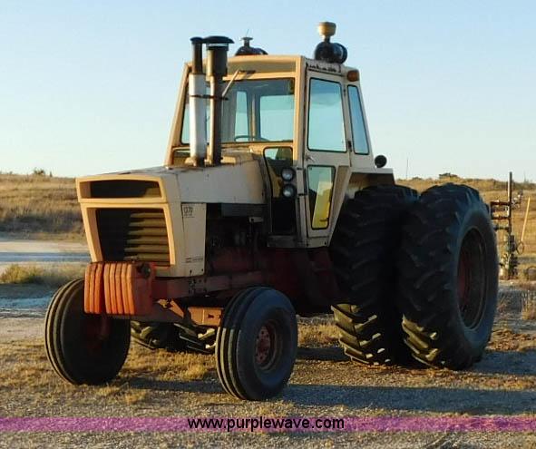 image for item J6845 1973 Case 1370 tractor
