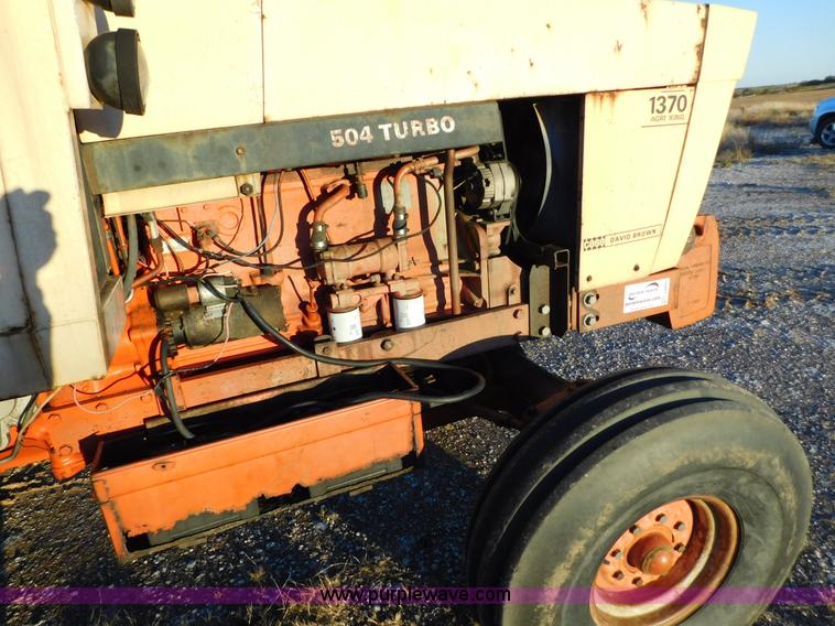 image for item J6845 1973 Case 1370 tractor