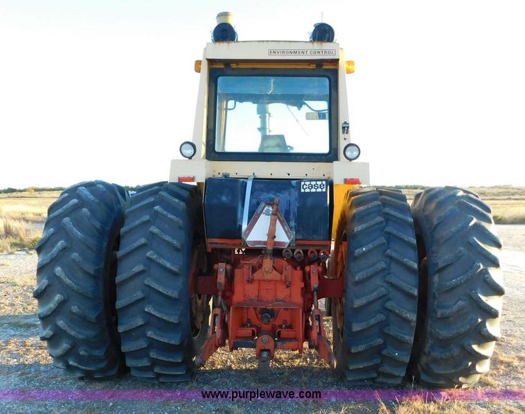image for item J6845 1973 Case 1370 tractor