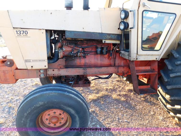 image for item J6845 1973 Case 1370 tractor
