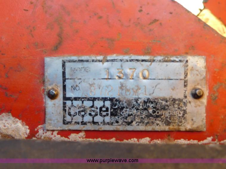 image for item J6845 1973 Case 1370 tractor