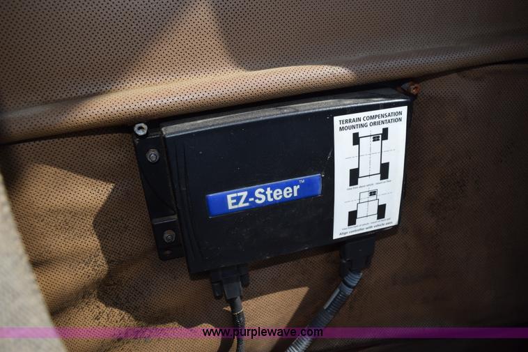 image for item J8495 1992 International 4900 Loral Magnum applicator truck