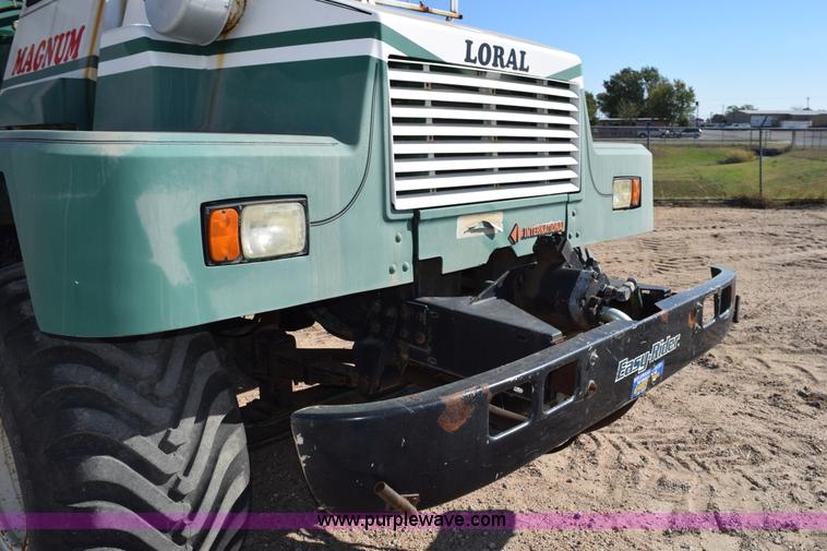 image for item J8495 1992 International 4900 Loral Magnum applicator truck