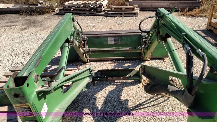 image for item K1225 John Deere 460 loader