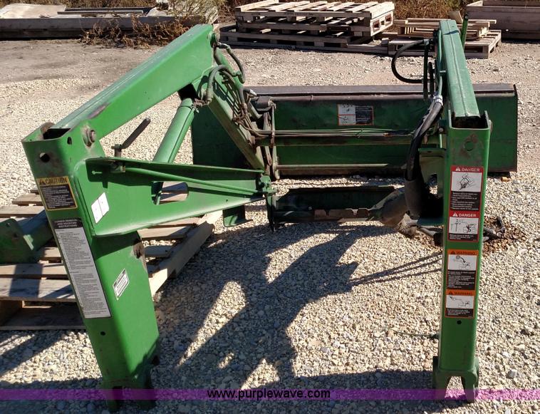 John Deere 460 loader in Abilene, KS Item K1225 sold Purple Wave