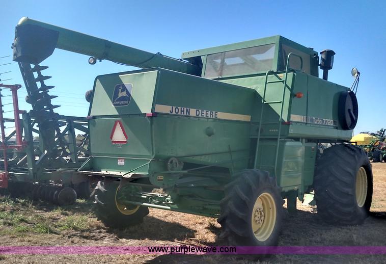 image for item K1230 1983 John Deere 7720 Turbo RWA combine