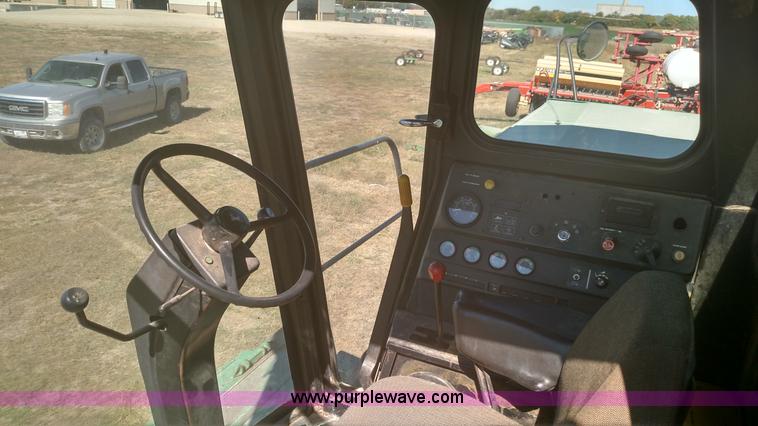 image for item K1230 1983 John Deere 7720 Turbo RWA combine