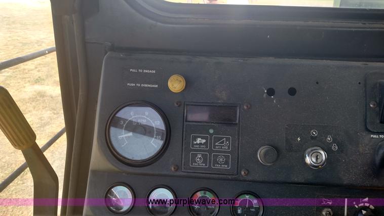 image for item K1230 1983 John Deere 7720 Turbo RWA combine