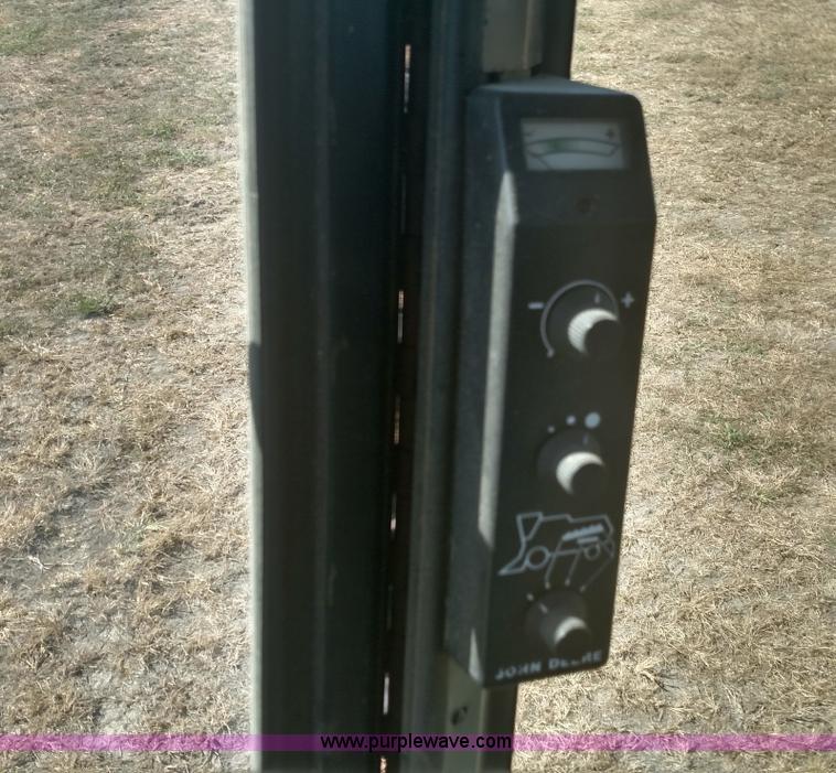 image for item K1230 1983 John Deere 7720 Turbo RWA combine