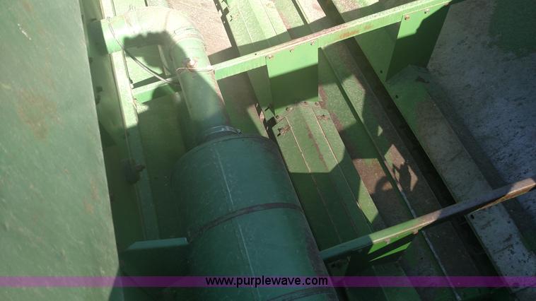 image for item K1230 1983 John Deere 7720 Turbo RWA combine