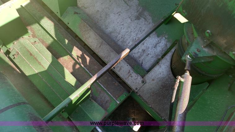 image for item K1230 1983 John Deere 7720 Turbo RWA combine